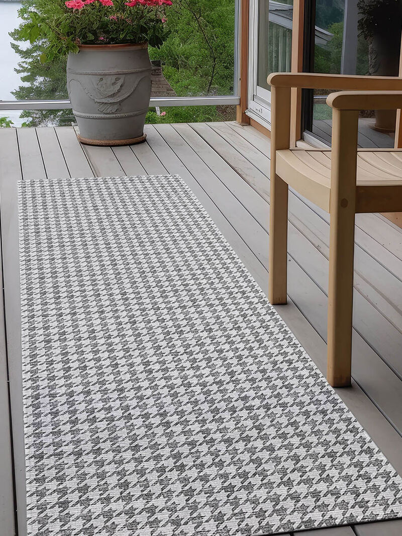 Hinton HN1 Gray 2'3" x 10' Rug