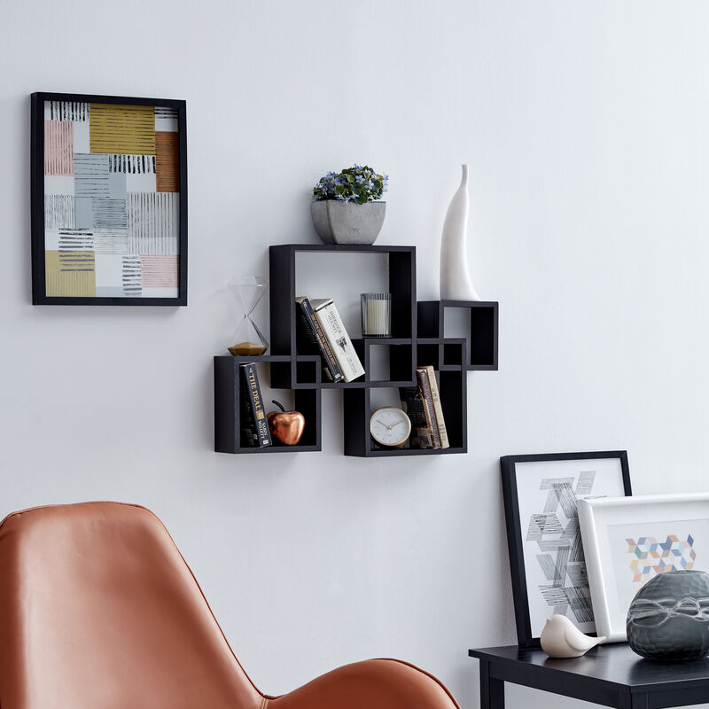 Intersecting Cube Shelves