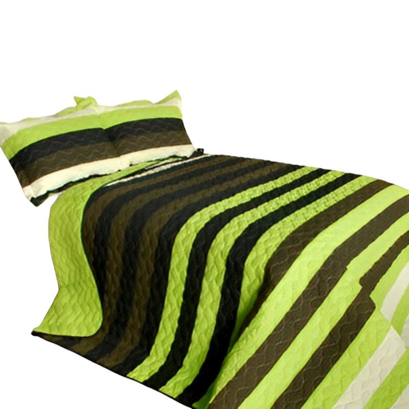 Patchwork Vermicelli Quilted Bedding Set 3-Piece for Cozy Bedroom Comfort-Olive Green image number 1