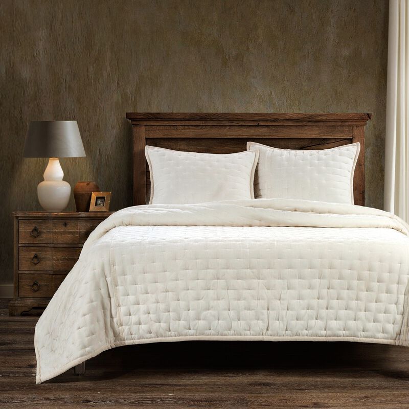 Stella Pintuck Stone Full/Queen Quilt Set image number 1