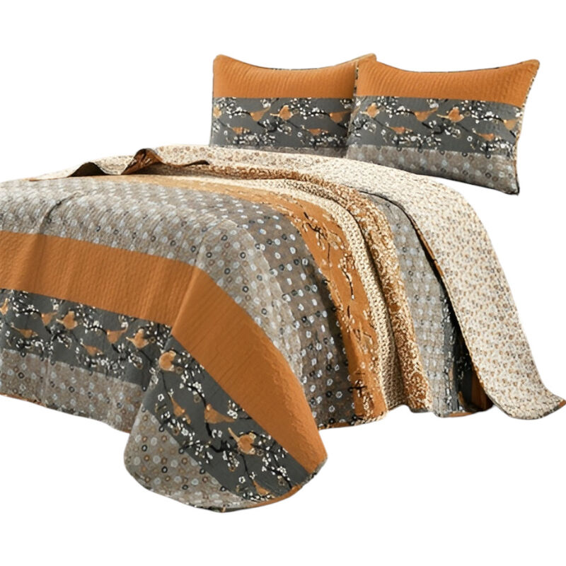 Lightweight Reversible Quilt Set with Floral Birds Print for All Season Comfort