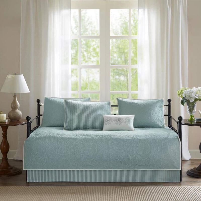 Hivvago 6-Piece Farmhouse Quilted Seafoam Blue Green Teal Reversible Daybed Cover Set