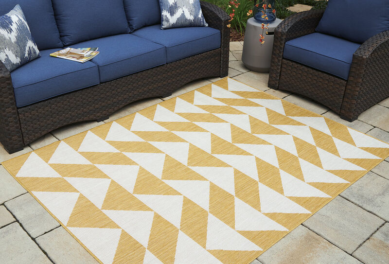 Thomley 5' x 7' Indoor/Outdoor Area Rug image number 1