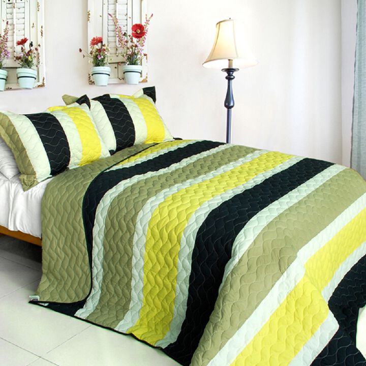 Patchwork Quilt Set 3-Piece with Vermicelli Stitching for Bedroom Bedding-Yellow