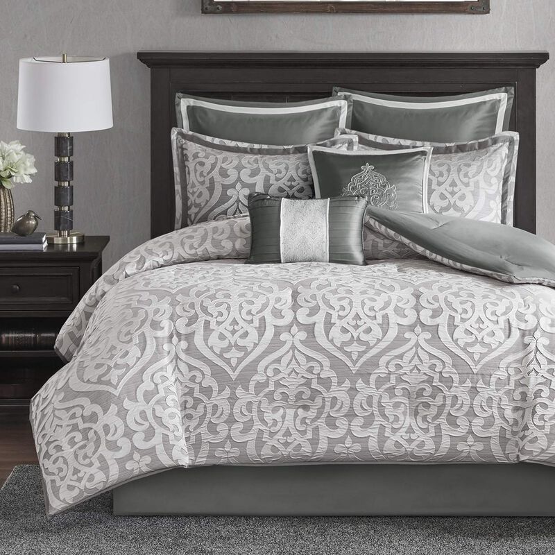 Madison Park Odette Cozy Comforter Set Jacquard Damask Medallion Design - Modern All Season, Down Alternative Bedding, Shams, De