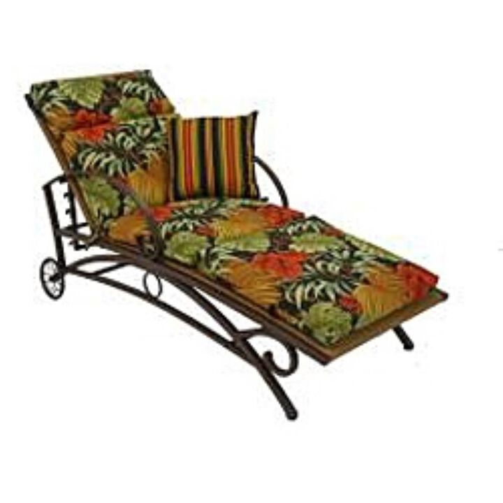 Hivvago Resin Wicker / Steel Multi-Position Chaise Lounge Chair Recliner