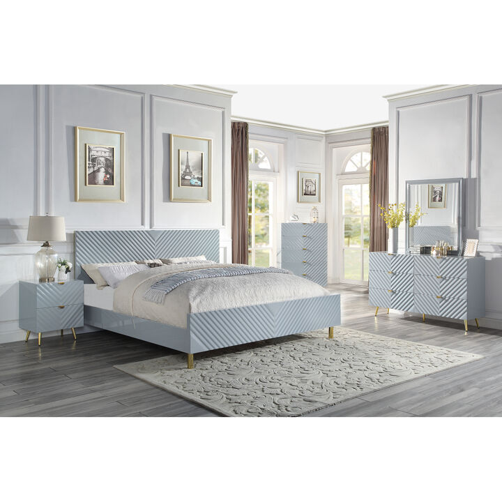 Gaines Eastern King Bed, Gray High Gloss Finish