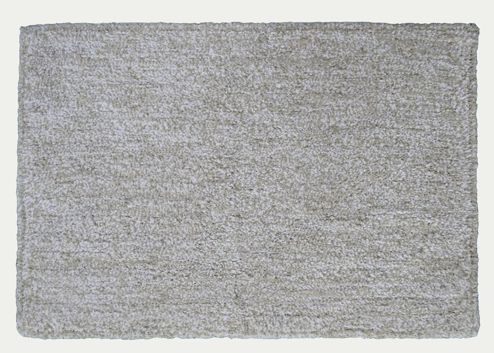 Ivory & White Bathroom Rug 20"x32"