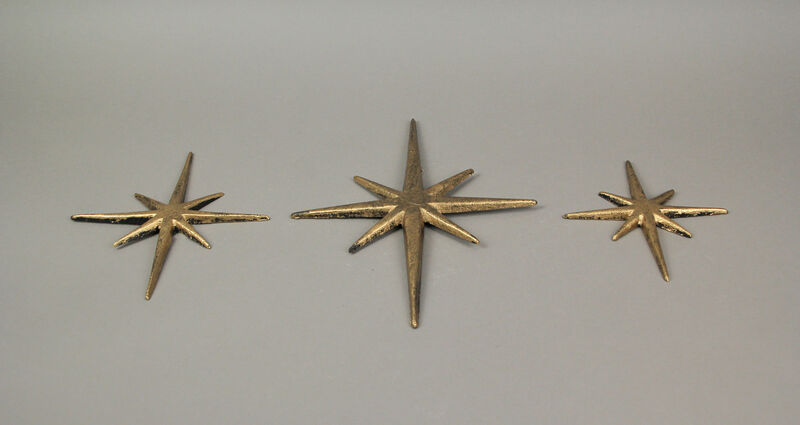Set of 3 Metallic Gold Cast Iron Starburst Wall Hangings 8 Pointed Stars image number 2