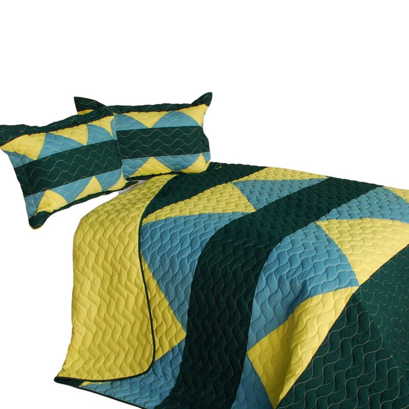 Patchwork Quilt Set 3 Piece with Vermicelli Quilting for Bedroom Decor-Yellow image number 1