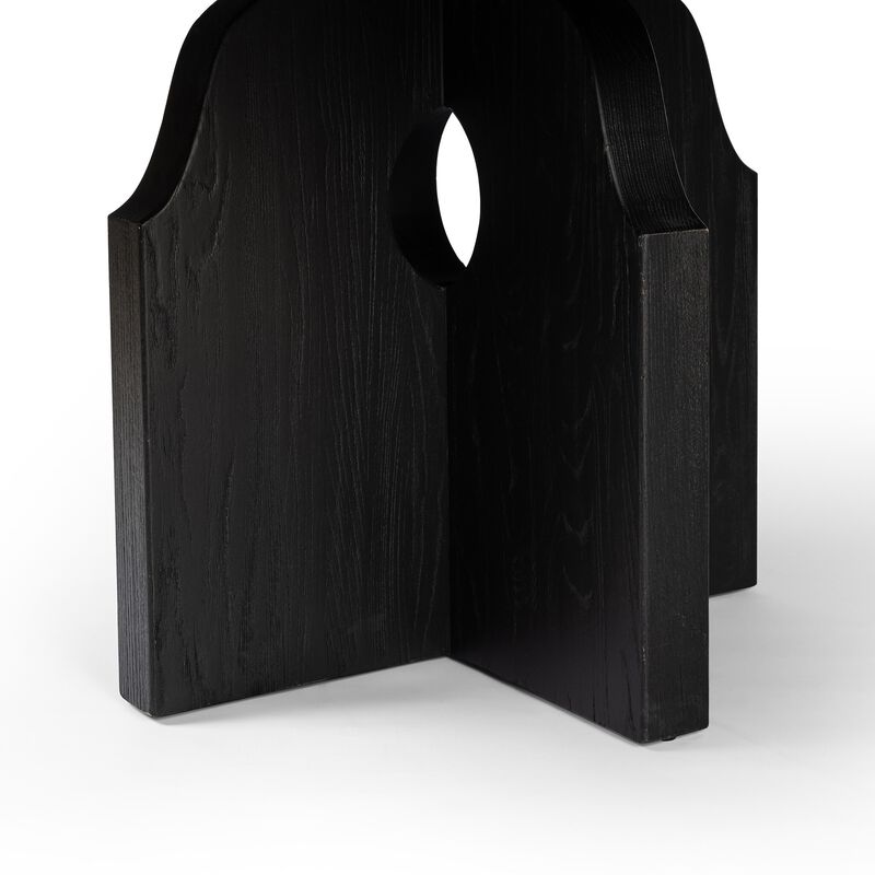 Allandale Round Dining Table