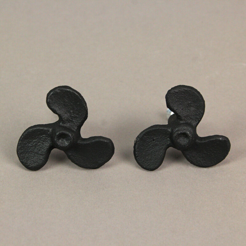 Set of 6 Rustic Black Cast Iron Boat Propeller Drawer Pulls - Nautical Decor with Weathered Charm - 1.75 Inches in Diameter, Perfect for Cabinets and End Tables image number 4