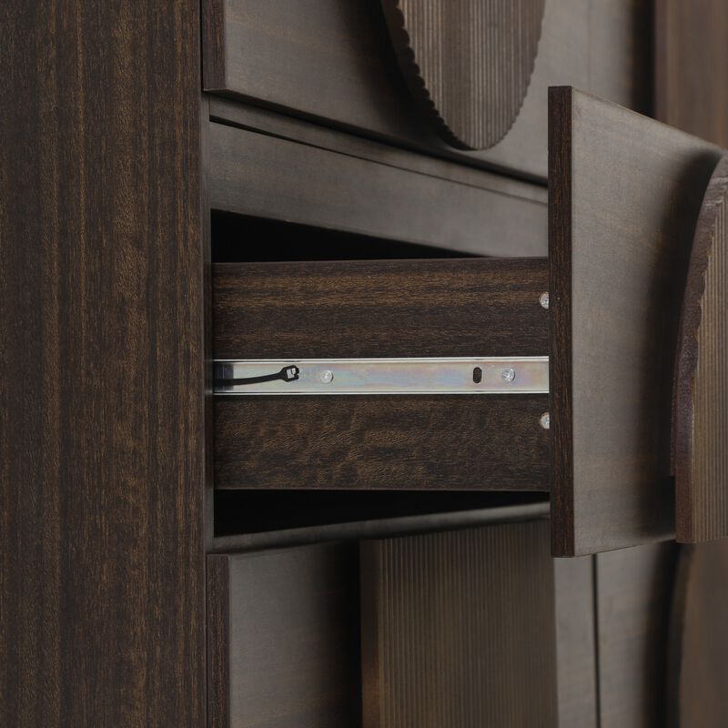 Nugick 6 Drawer Dresser for Bedroom image number 7
