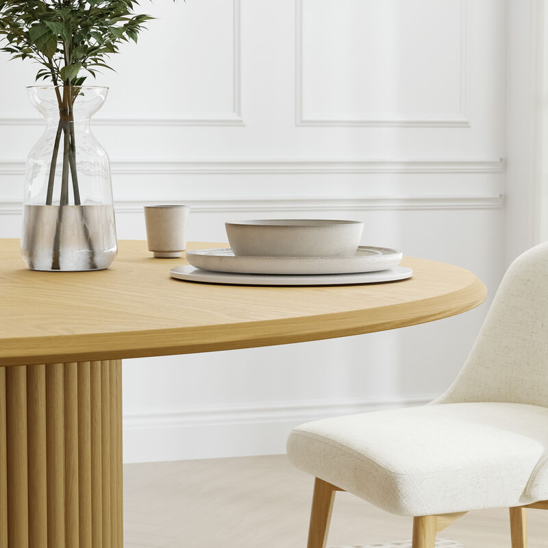 46 Inch Round Natural Wood Dining Table Seats 4-6 People, Suitable for Living Room and Dining Room