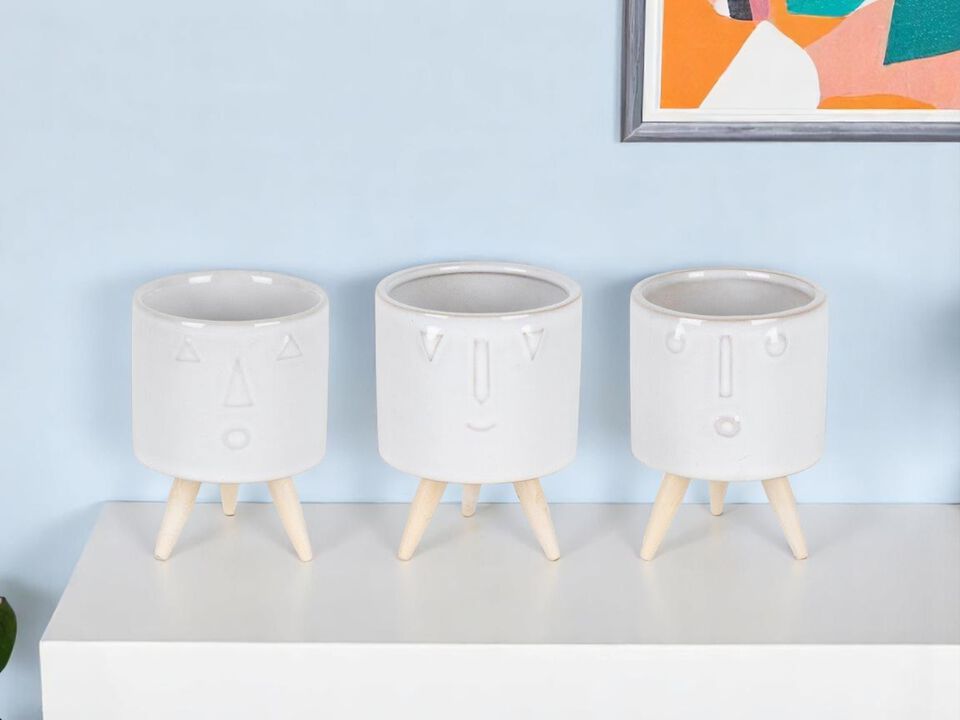 Hivvago Set of Three White Porcelain 1 Ounce Round Funny Face Pot Planters With Stands