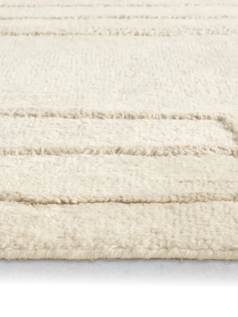 Omara Yamina Sandshell 9' x 12' Rug image number 2