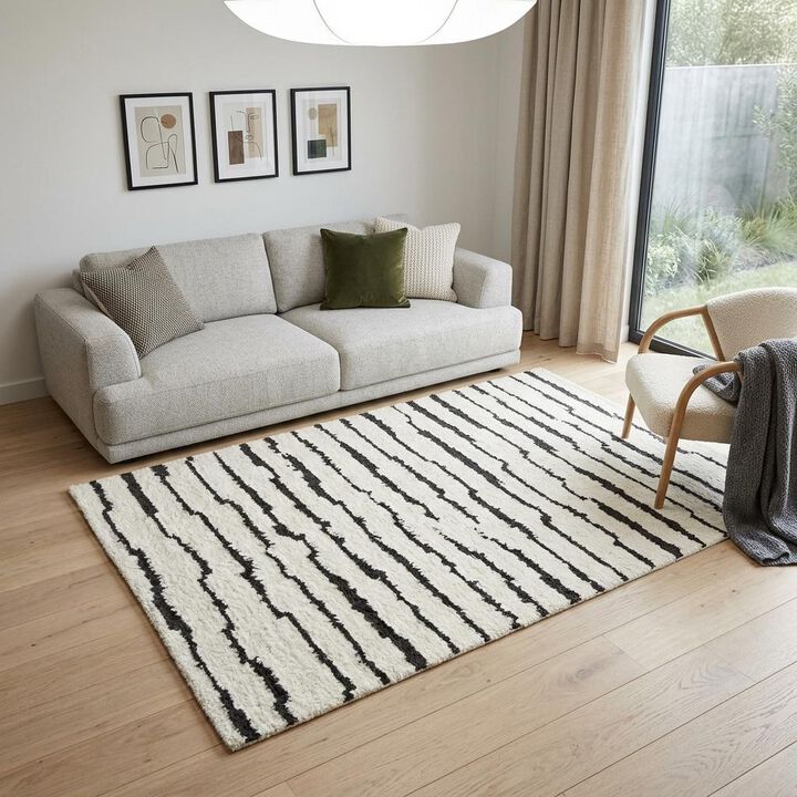 HomeRoots Geometric Area Rug