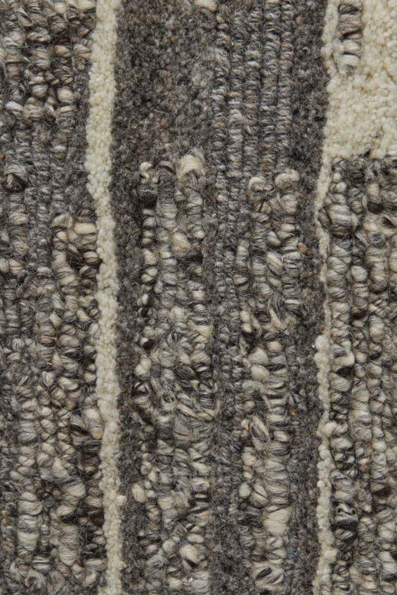 Navaro 8914F Charcoal/Ivory 8'6" x 11'6" Rug image number 7