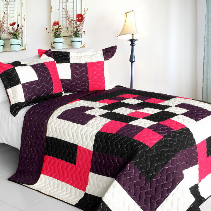3-Piece Patchwork Quilt Set with Vermicelli Quilting for Full Bedroom Style