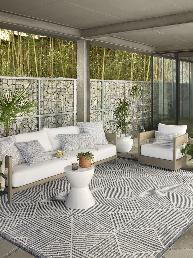 Rainier RAI03 Denim/Ivory 3'11" x 5'11" Rug