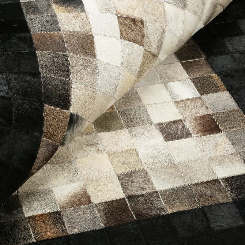 Genuine Beige Cowhide Patchwork Rug with Black Border image number 3