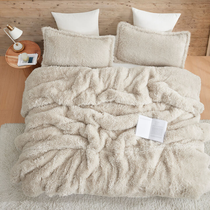 Lion Mane - Coma Inducer� Oversized Comforter Set