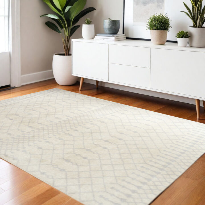 HomeRoots Moroccan Washable Area Rug