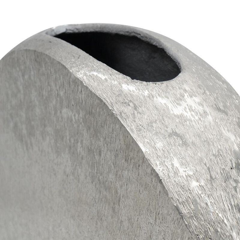 HomeRoots 15" Silver Aluminum Round Disc Table Vase image number 5