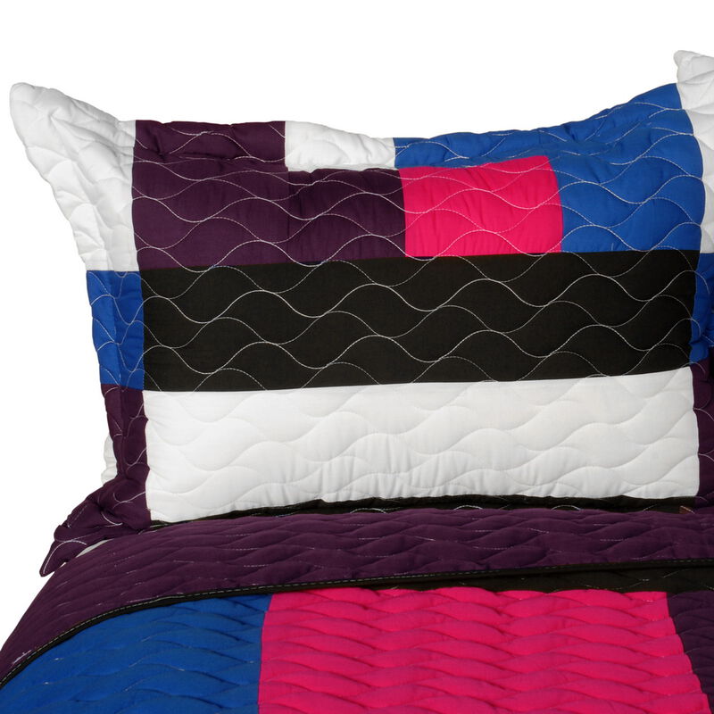 3 Piece Vermicelli Quilted Patchwork Quilt Set in Sideman Design-Purple image number 2