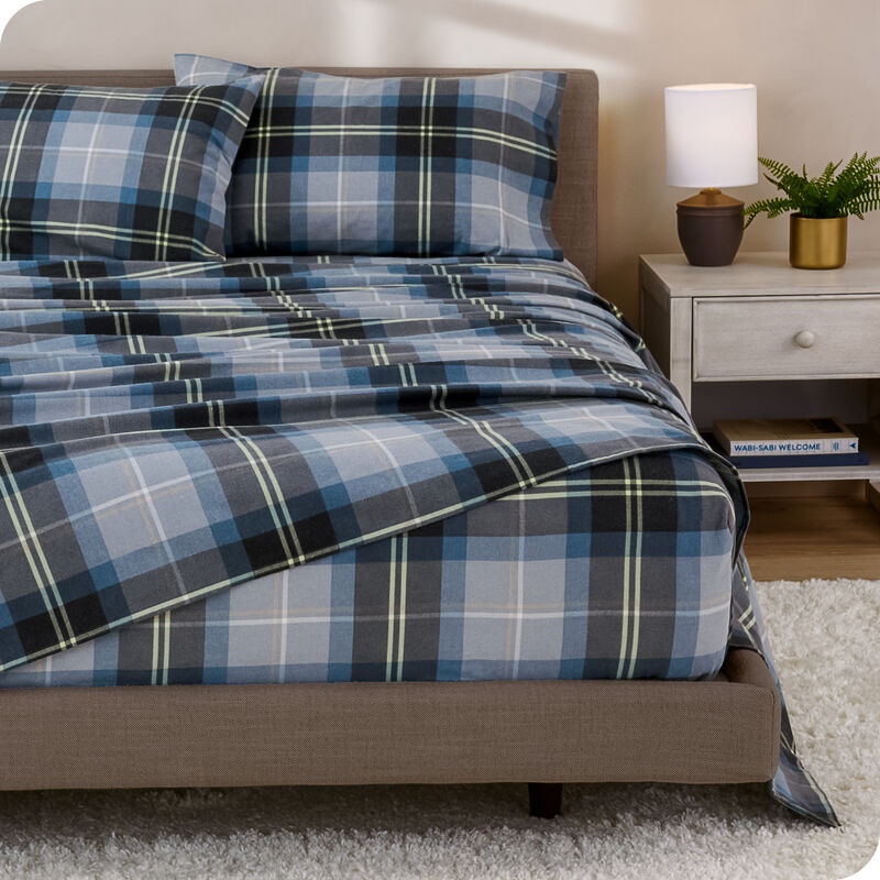 Soft & Cozy 100% Cotton Flannel Printed Pattern Sheet Set image number 3