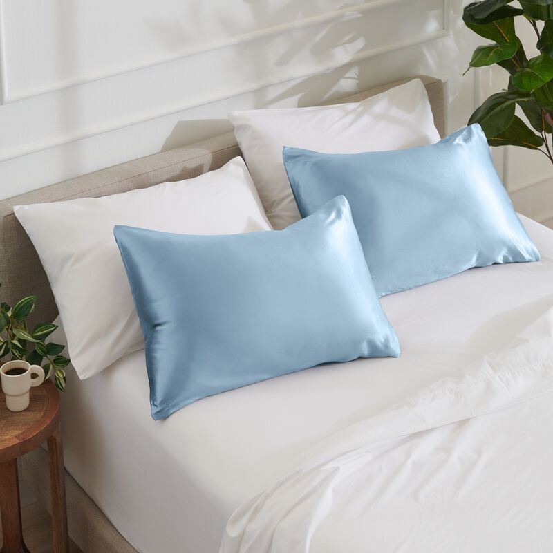 Satin Pillowcase Set for Hair and Skin image number 4
