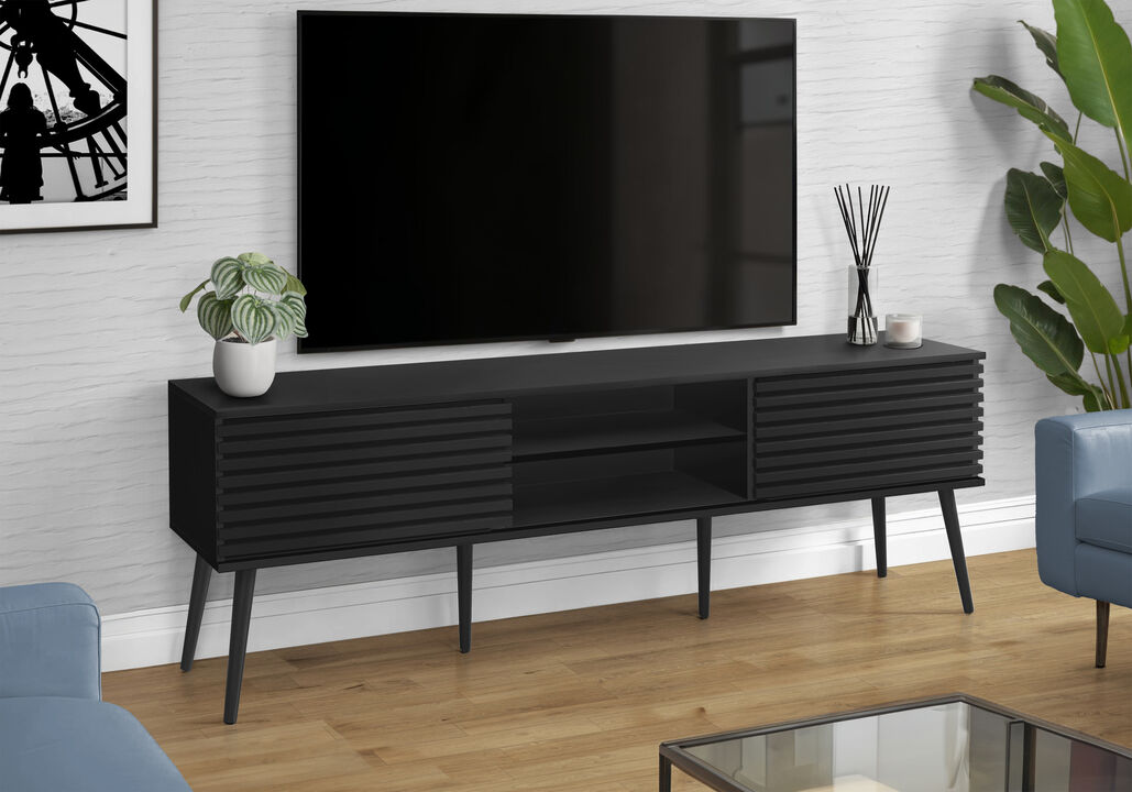 Kinkje TV Stand