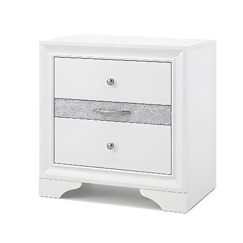 Cevy 5pc Queen Bedroom Set, 2 Nightstands, Silver Accents, White Wood image number 3