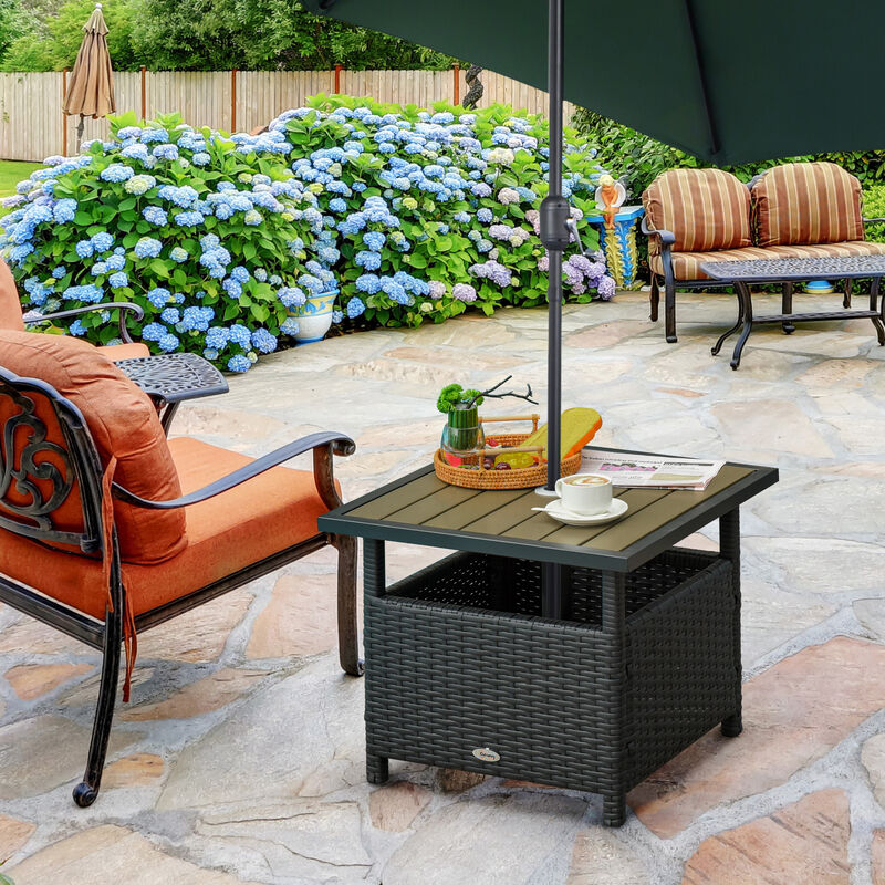 Outsunny 22'' Rattan Wicker Side Table with Steel Frame, Umbrella Insert Hole, Sand Bag for Outdoor, Patio, Garden, Backyard, Black & Tan