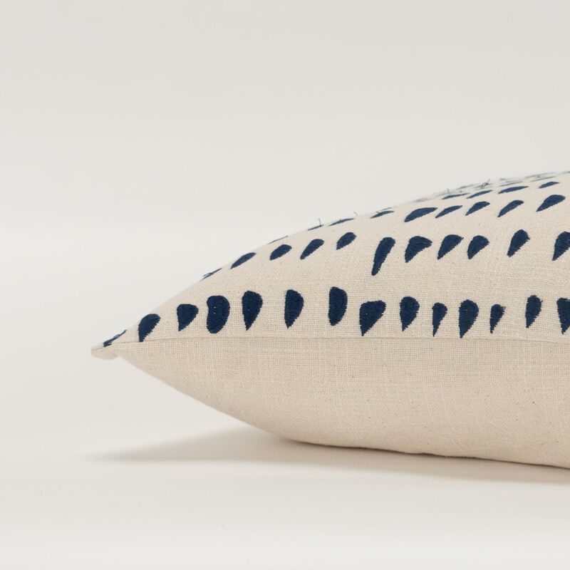 T21604 Pillow