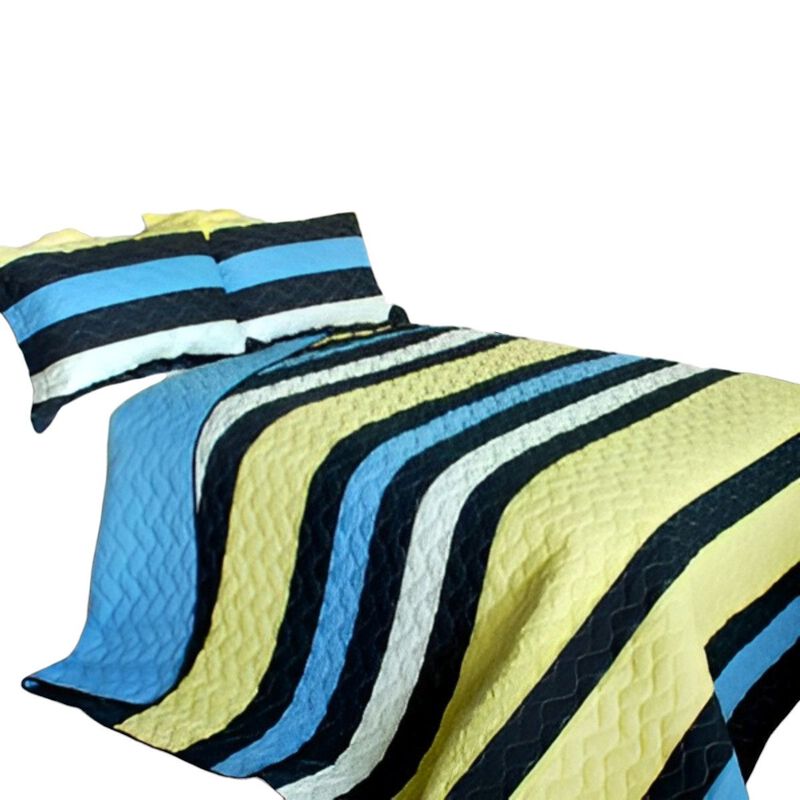 Lightweight 3 Piece Quilted Patchwork Bedding Set with Vermicelli Stitching-Blue image number 1