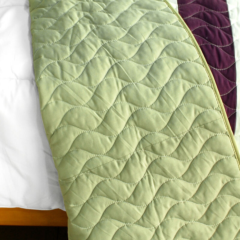 September Affair 3PC Vermicelli Quilted Patchwork Quilt Set Queen Soft Bedding Set image number 3