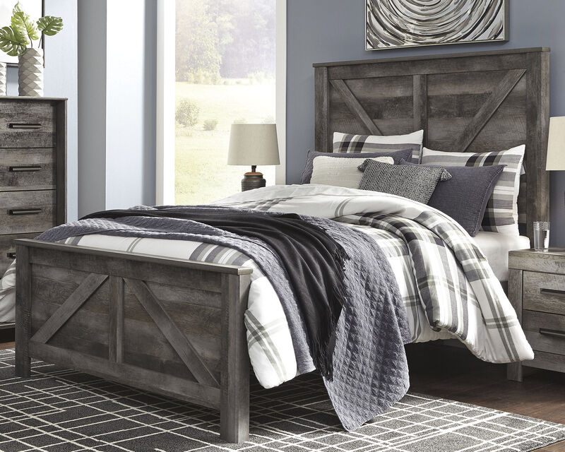 Wynnlow Queen Crossbuck Panel Bed image number 1