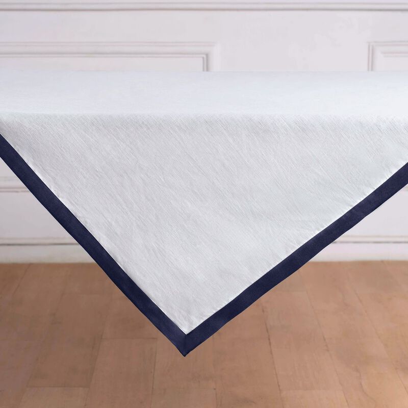 Solino Home Classic 100% Linen Table Throw &ndash; Handcrafted, Machine Washable, Perfect for Holiday and Everyday Dining