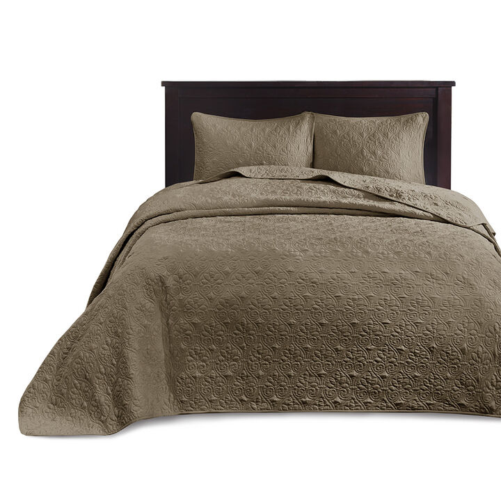 Gracie Mills Sandy Reversible Bedspread Set with Classic Stitch Pattern