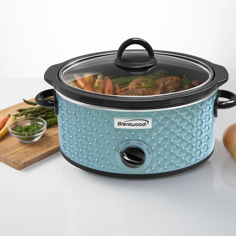 Brentwood 3.5 Quart Diamond Pattern Slow Cooker in Blue