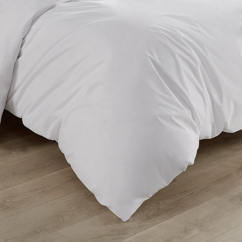 Gracie Mills Griffith 3M Scotchgard Comforter Protector