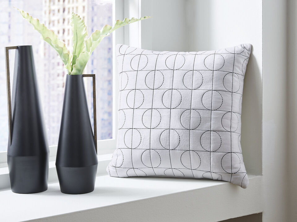 Kydner Pillow (Set of 4)