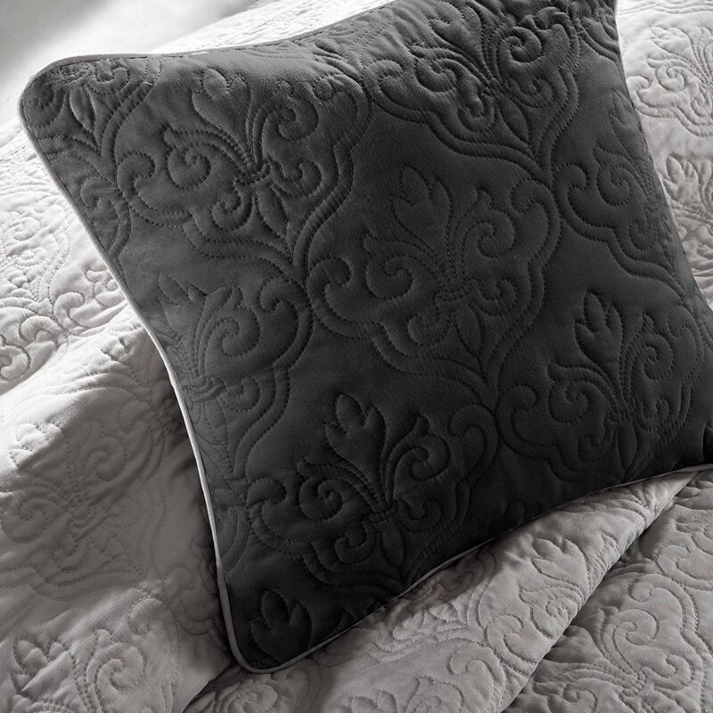 Gracie Mills Colby 7-Piece Quilt Set with Euro Shams and Cozy Throw Pillows