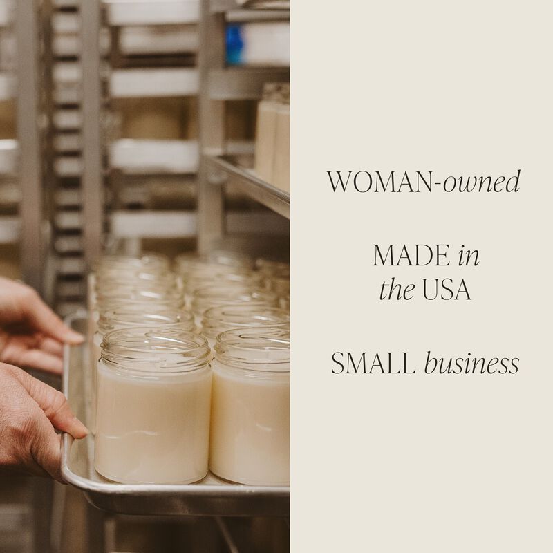 Sweet Water Decor Cinnamon Rolls 12 oz Boxed Soy Candle image number 5