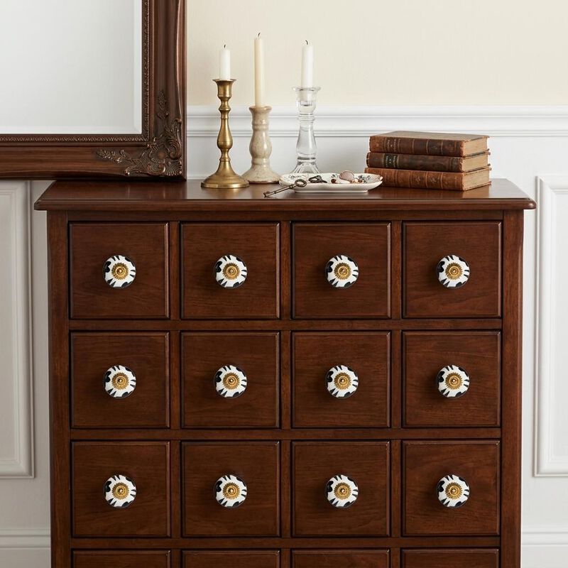 HomeRoots 1.5" X 1.5" X 1.5" White Black And Yellow  Knobs 12 Pack image number 1