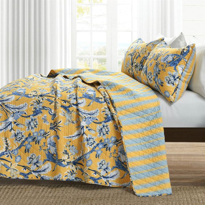 Elegant Peacocks Floral Quilt Set – Microfiber Lightweight Coverlet