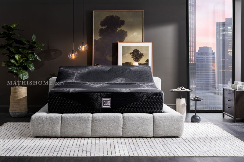 Qube Fusion King Mattress image number 4