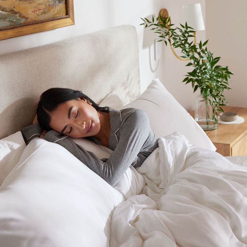 Silk Standard Weight Comforter