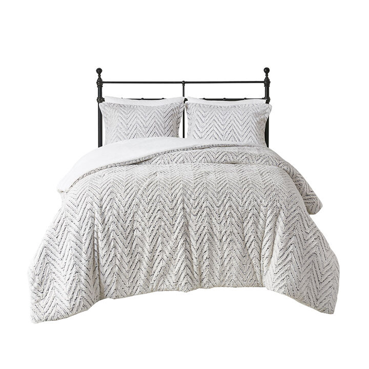 Gracie Mills Cornelia Chevron Plush Down Alternative Comforter Set